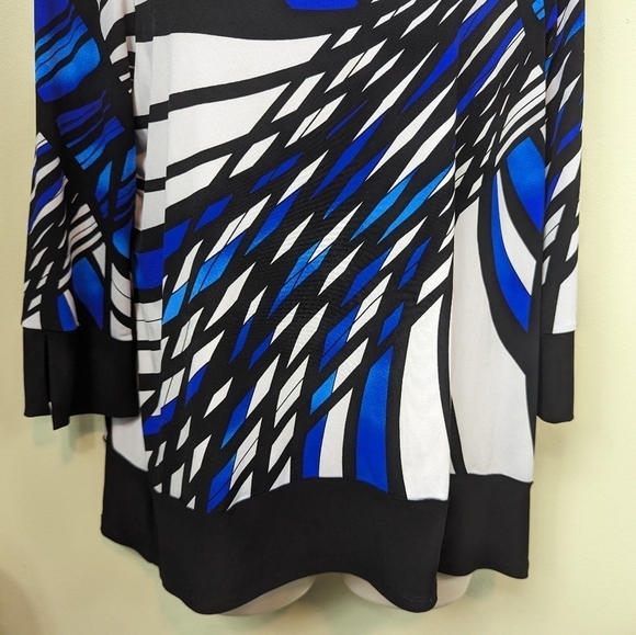 Bali Liquid Knit Abstract Blouse Sz M - Picture 4 of 10